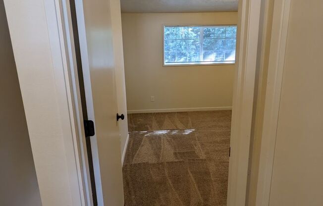 2 beds, 1.5 baths, 900 sqft, $1,425, Unit 7873