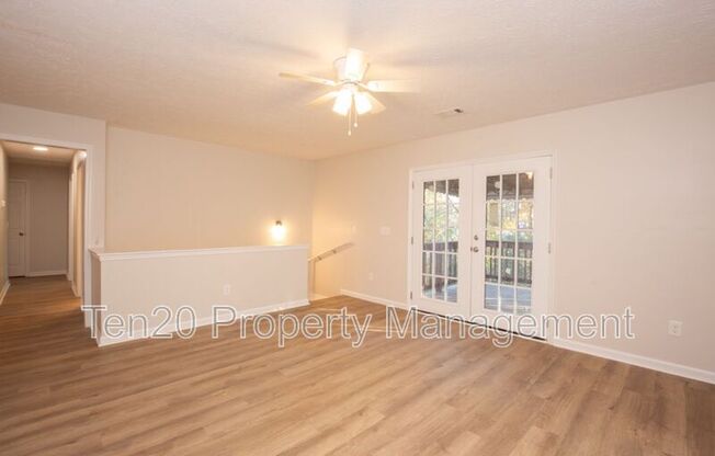 6823 LIVE OAK DR