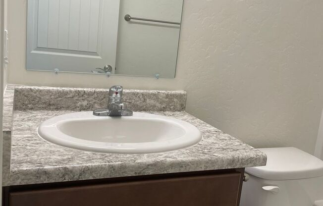 Studio, 1 bath, 455 sqft, $950, Unit #209