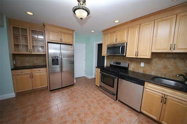 3 beds, 2 baths, 1,500 sqft, $4,200, Unit 1