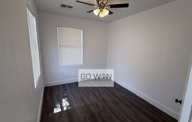 3 Bed/ 1 Bath - House - Amazing Price