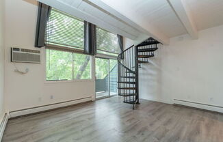 1842 Canyon Blvd.
