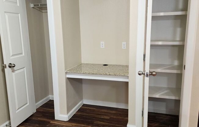 3 beds, 2 baths, 1,187 sqft, $1,520, Unit 4202