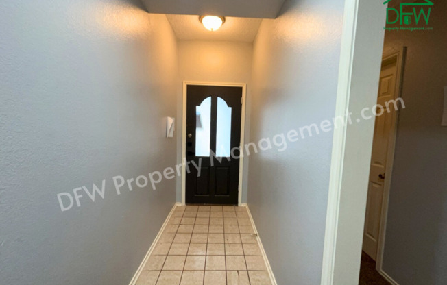 Charming 3-Bedroom Duplex with Modern Amenities in DeSoto, TX