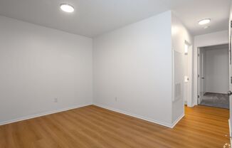 2 beds, 1 bath, 1,225 sqft, $1,225, Unit 1002