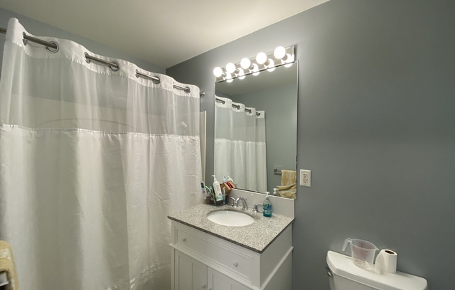 2 beds, 2 baths, 1,170 sqft, $3,700, Unit 304