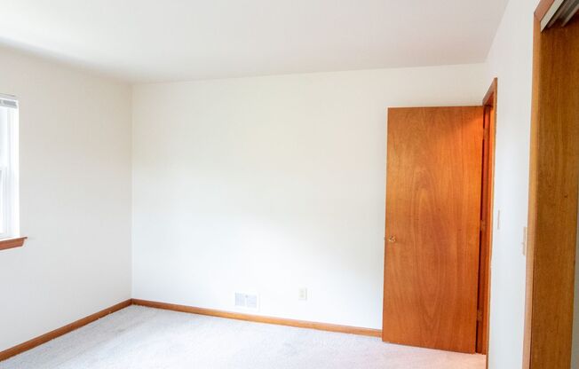1 bed, 1 bath, 775 sqft, $1,125, Unit 1593H