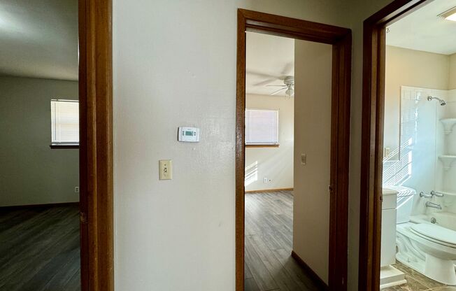 2 beds, 1 bath, $775, Unit # 1