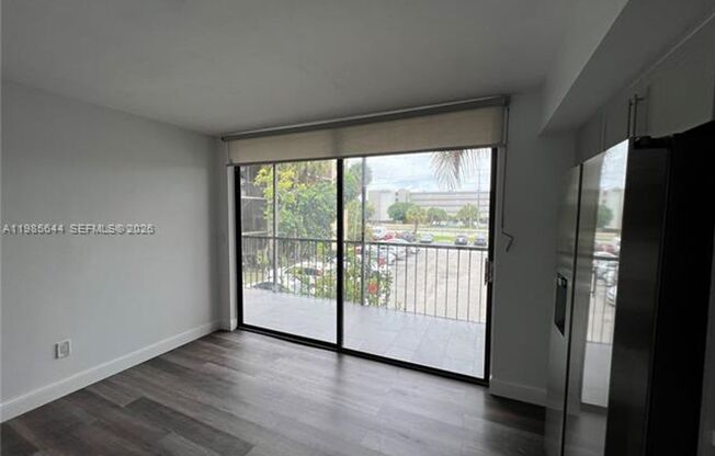 8635 NW 8th St unit 211 (A11985644)