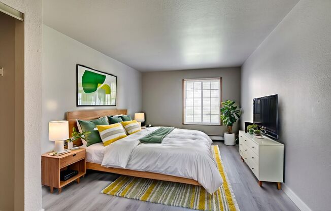 2 beds, 2 baths, 975 sqft, $1,299, Unit N104