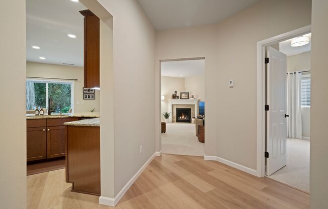 Spacious 5BD Home with Bonus Room and Chefs Kitchen In Duvall!