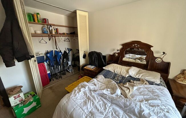 1 bed, 1 bath, $995, Unit 245