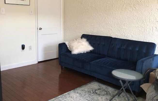 1 bed, 1 bath, 500 sqft, $1,299, Unit F708A