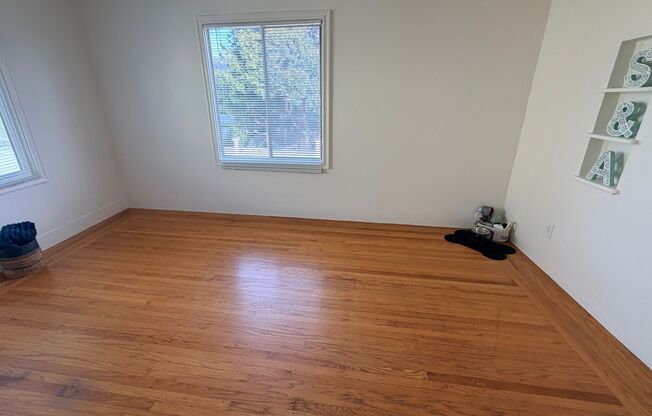 Studio, 1 bath, $1,737.08, Unit 324