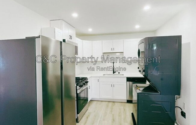 6628 HELEN CT