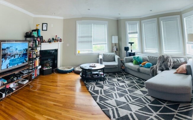 108 LEICESTER ST
