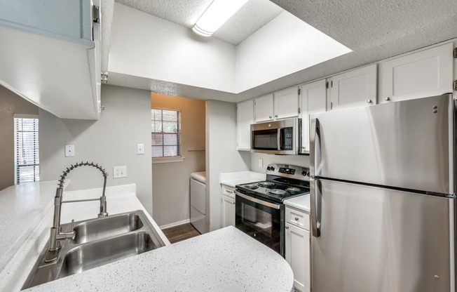 Kitchen at Foxborough Apartments, Irving, TX, Texas, 75061