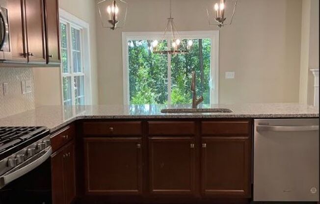 Townhome in Holly Springs! Garage!