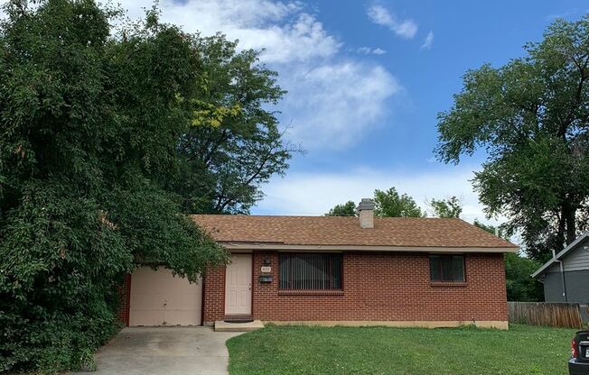 Brick Ranch in Martin Acres