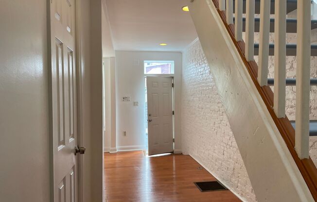 Charming 2-Bedroom, 1.5-Bathroom Brick Townhouse in Pigtown