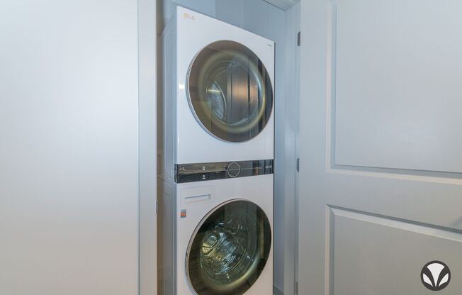 1 bed, 1 bath, 728 sqft, $1,295, Unit YH-1030