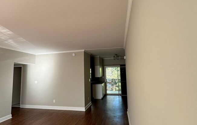 2 beds, 2 baths, $1,450, Unit Unit G