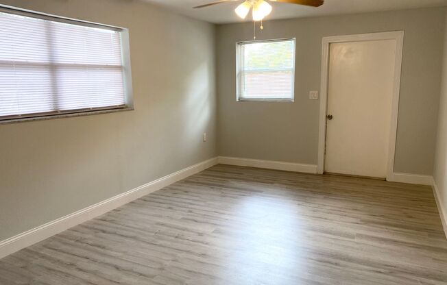 3 beds, 1 bath, $2,495