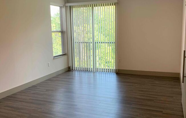 2 beds, 2 baths, 1,050 sqft, $2,055, Unit 3250-303