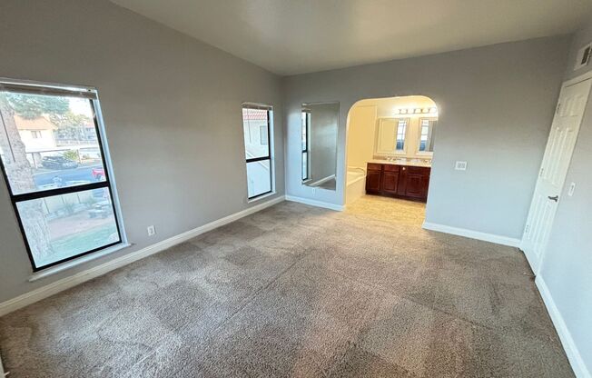 2 beds, 2 baths, $1,375, Unit UNIT D