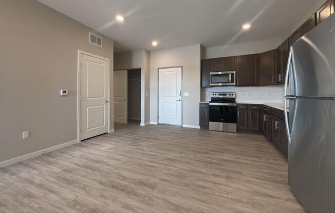 1 bed, 1 bath, 660 sqft, $1,545, Unit 4 - 265