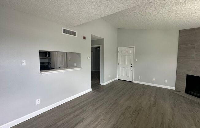 2 beds, 2 baths, $1,595