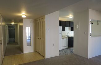 2 beds, 1 bath, 954 sqft, $1,300, Unit #A
