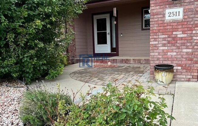 2511 GLENDALE CT