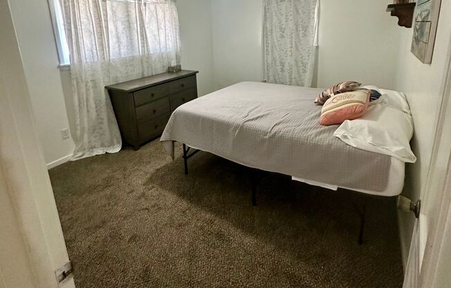 3 beds, 2 baths, , $1,650