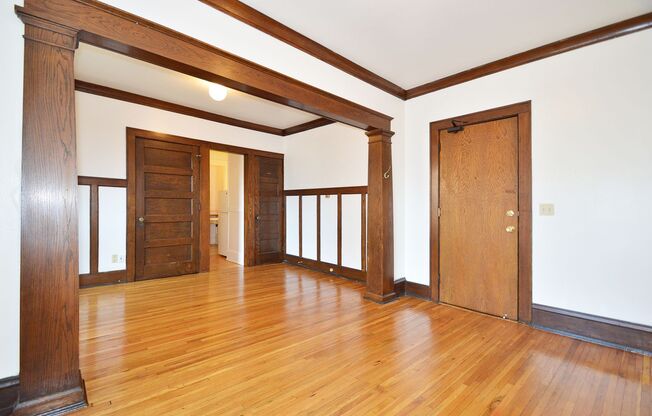 Studio, 1 bath, 375 sqft, $825, Unit 10 - 208