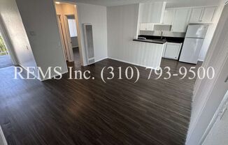 1 bed, 1 bath, 425 sqft, $1,700, Unit 03