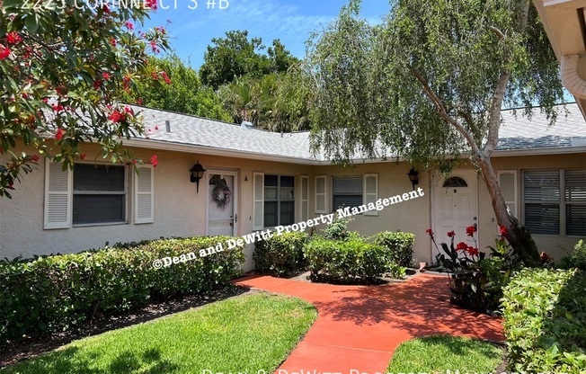 2225 CORINNE CT S