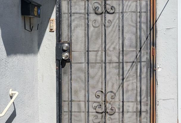 2047 Glendale Avenue, Modesto ***COMING SOON***