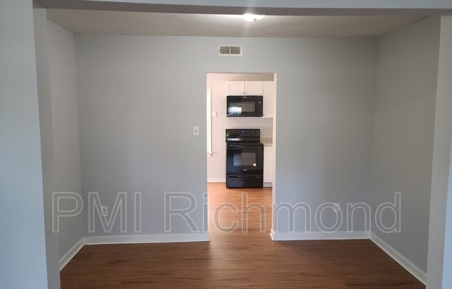 3409 CHALFONT DR