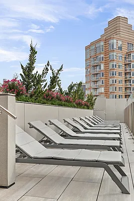 Studio, 1 bath, $4,895, Unit 18G