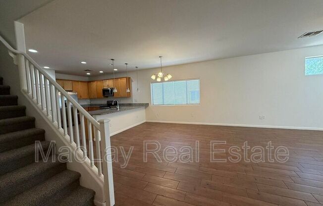 1738 W POLLACK