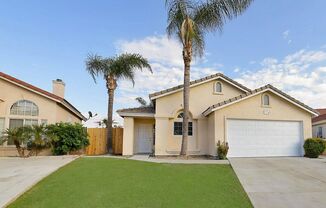 SW Bakersfield 3 bedroom/ 2 bathroom home