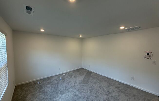 Brand new 3 Story townhome just minutes from uptown Charlotte!!