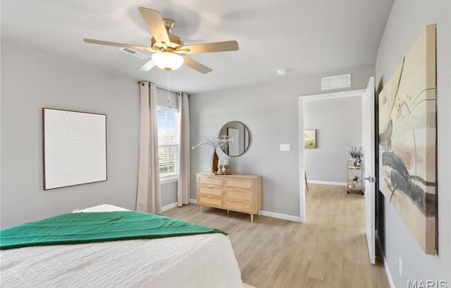 2 beds, 2 baths, 1,297 sqft, $2,200, Unit Biscayne Bay Place - 124