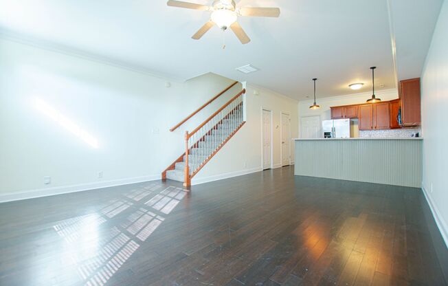 2 beds, 2.5 baths, $1,600