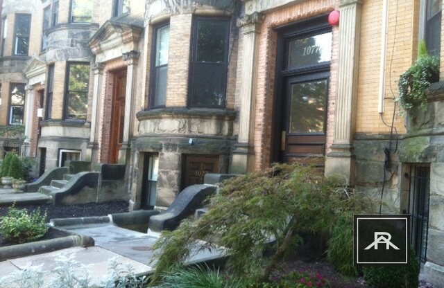 1079 BEACON ST