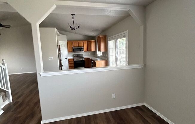 Beautiful Nampa Home Available Oct. 15th