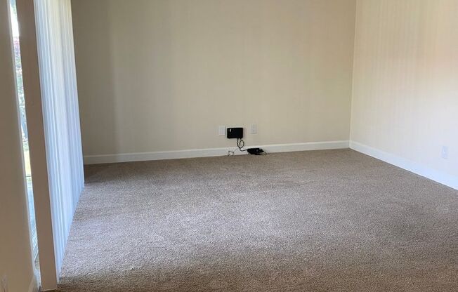 2 beds, 1.5 baths, 881 sqft, $2,100, Unit 5341 #3