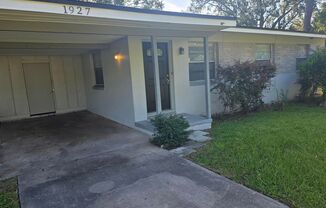 1927 Delaroche Drive