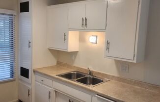 1 bed, 1 bath, $2,395, Unit Unit 10